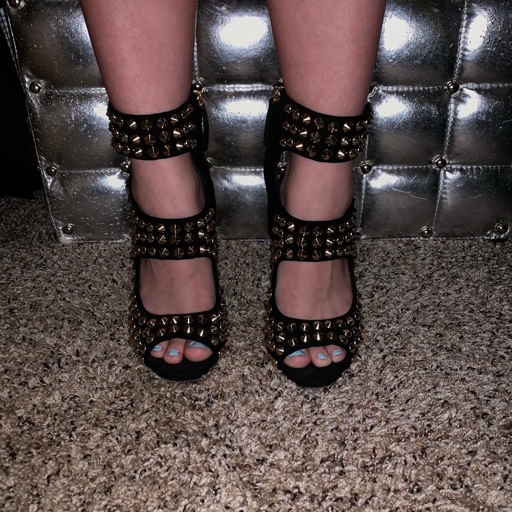Giuseppes The sexiest shoe alive - Picture 7 of 8